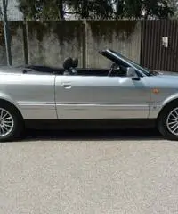 AUDI CABRIO del 1996 - Milano AUDI CABRIO del 1996 - Milano