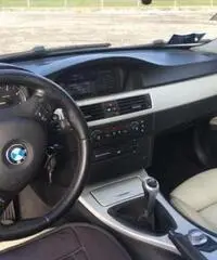 BMW 320d cat Touring Futura - Milano BMW 320d cat Touring Futura - Milano