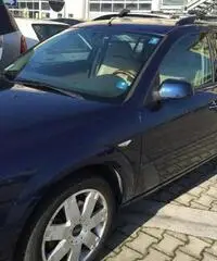 Ford MONDEO SW 2.0 TDCi-Pelle-cv 130-2004 - Firenze Ford MONDEO SW 2.0 TDCi-Pelle-cv 130-2004 - Firenze