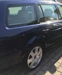 Ford MONDEO SW 2.0 TDCi-Pelle-cv 130-2004 - Firenze Ford MONDEO SW 2.0 TDCi-Pelle-cv 130-2004 - Firenze