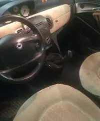 Lancia ypsilon 12 - Torino Lancia ypsilon 12 - Torino