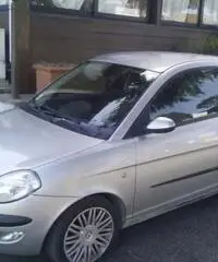 Lancia Yspilon 1.3 Multijet Serie ORO - Roma Lancia Yspilon 1.3 Multijet Serie ORO - Roma