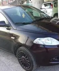 Lancia Ypsilon 1.2 - Teramo