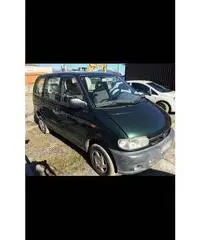 Nissan Serena - Milano Nissan Serena - Milano