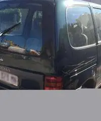 Nissan Serena - Milano Nissan Serena - Milano