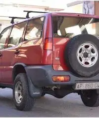 NISSAN Terrano II SGX 2.7 TDI 5 porte - Catania NISSAN Terrano II SGX 2.7 TDI 5 porte - Catania