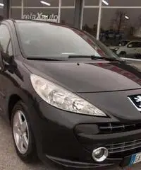 Peugeot 207 1.4 GPL - Cuneo Peugeot 207 1.4 GPL - Cuneo
