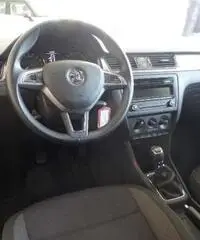 SKODA RAPID SPACEBACK 1.6 TDI CR AMBITION 90CV - Napoli