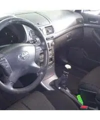 Toyota Avensis SW - Firenze Toyota Avensis SW - Firenze