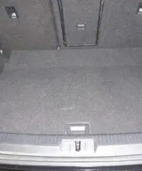 VOLKSWAGEN GOLF 1.6 TDI COMFORTLINE BM 5P - Napoli