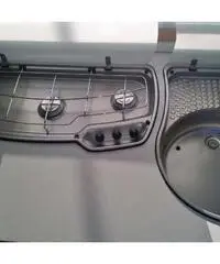 Blocco cucina per Camper e Caravan - Lecco Blocco cucina per Camper e Caravan - Lecco