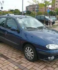 Renault Megane 1.9 dCi cat S.W. Expression - Bologna Renault Megane 1.9 dCi cat S.W. Expression - Bologna