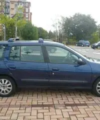 Renault Megane 1.9 dCi cat S.W. Expression - Bologna Renault Megane 1.9 dCi cat S.W. Expression - Bologna