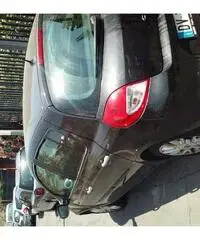 Clio 3 serie 1.2 16 valvole - Catania Clio 3 serie 1.2 16 valvole - Catania