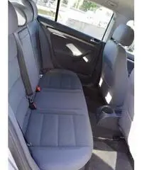 VOLKSWAGEN Golf 1.6 5p. Km garantiti benzina - Brescia VOLKSWAGEN Golf 1.6 5p. Km garantiti benzina - Brescia