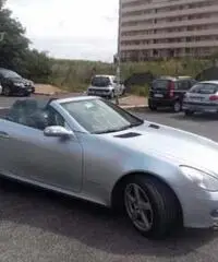 Slk 200 Kompressor munita di imp. gpl ottimo - Roma Slk 200 Kompressor munita di imp. gpl ottimo - Roma