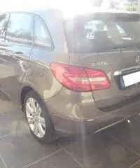 MERCEDES B 200 CDI EXECUTIVE - Napoli