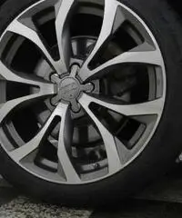 4 ruote complete praticamente nuove da 19