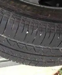 Pneumatici Bridgestone 195/65 R15 91H seminuovi