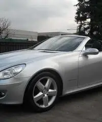 MERCEDES SLK 200 KOMPRESSOR AUTOMATIK 163CV MERCEDES SLK 200 KOMPRESSOR AUTOMATIK 163CV