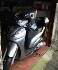 Moto Honda SH 300