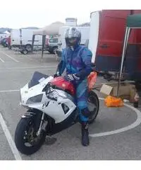 Yamaha yzf r1 99 a carburatori Yamaha yzf r1 99 a carburatori