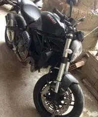 Ducati Monster 821 Ducati Monster 821