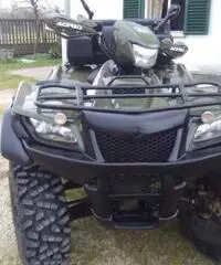 Suzuki King Quad 750 con bauletto