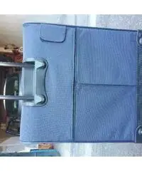 Trolley Roncato misura grande colore blu ottimo stato Trolley Roncato misura grande colore blu ottimo stato