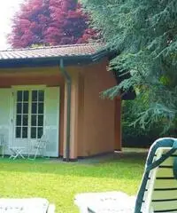 PER LAVORO, STUDIO O PER UNA VACANZA RELAX IN VILLA A VARESE