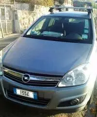 Opel Astra SW del 2007 allestimento Cosmo a meno di 5000 eur