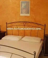 Villetta a 50 mt dal mare Baia Verde Cod.380