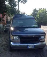 Van Americano Ford