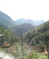 Appartamento a Hone con bellissima vista sul Forte di bard