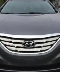 2013 Hyundai Sonata limitata in vendita a 2500 € 2013 Hyundai Sonata limitata in vendita a 2500 €