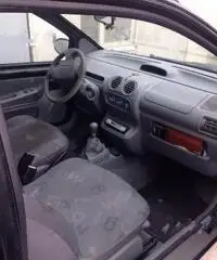 RENAULT Twingo 1ª serie - 2005