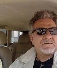 Uomo maturo cerca donna simpatica... Uomo maturo cerca donna simpatica...