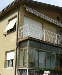 Villa di 7 locali in Vendita Villa di 7 locali in Vendita