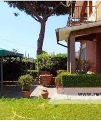 Anzio -  Villa 10 locali € 490.000 T928