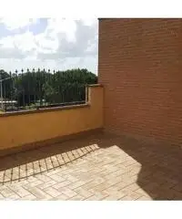 RifITI 003-SU29/600 - Villa a schiera in Vendita a Pomezia - Pomezia centro di 70 mq