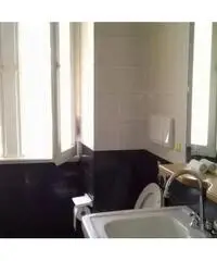 Rif: Roma - GIANICOLO - VIA NICOLA FABRIZI a due passi da TRASTEVERE immerso nel verde, in palazzina