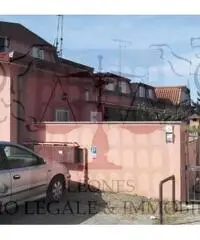 Vendita Villa in Via Pontedera