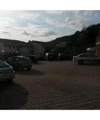 Vendesi mansarda arredata + posto auto a 10km dal mare - Santa Tecla