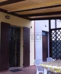 Semindipendente in vendita a Ancona, CASTELLANO