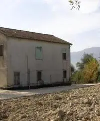 Vendita Casa indipendente da 11111111mq