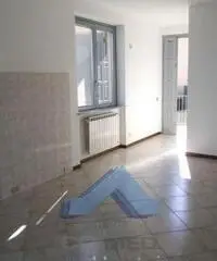 trilocale piano primoH