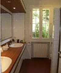 VENDESI VILLA INDIPENDENTE A CALDERINO VENDESI VILLA INDIPENDENTE A CALDERINO