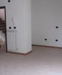 A E. 98,000,00 Torbole Casaglia nuovo trilocale Piazza della Chiesa libero o affittato resa 8,5% cod