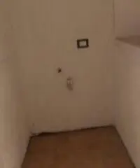 APPARTAMENTO di 2 vani e di 67 mq (CAPRIOLO - CENTRO) rif. 75