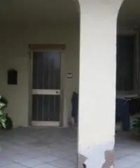 CAPRIOLO: MONOLOCALE IN PIAZZA DELLA CHIESA anticipo Euro 8.000,00 piu Euro 365,00 mensili x 12 anni CAPRIOLO: MONOLOCALE IN PIAZZA DELLA CHIESA anticipo Euro 8.000,00 piu Euro 365,00 mensili x 12 anni